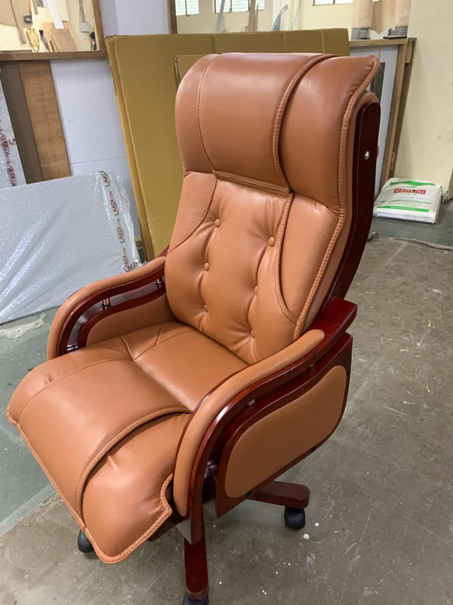 Home And Office High Back Ergonomic Leatherette Director Chair