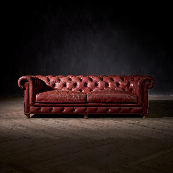 3 Seater chesterfield sofa Modern Design and Leatherette fabric Durable & Comfortable Padded Perfect for living Room-Brown