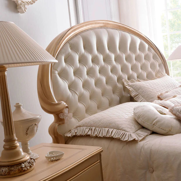 Luxary king-size teak wood bed tufted headboard, Premium Luxury Bed for Villas