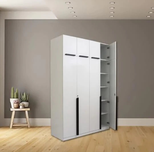 Wardrobe for Compact Bedroom Modern Design with Premium Finish With 3 Door with Locker