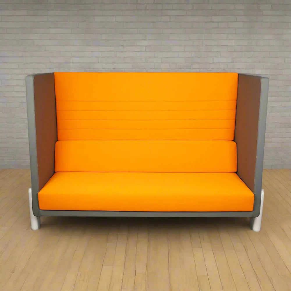 3 Seater Sofa For Office Furniture Modern Design Made in Wooden Frame with Febric and High Desnity Foam and Metal Legs